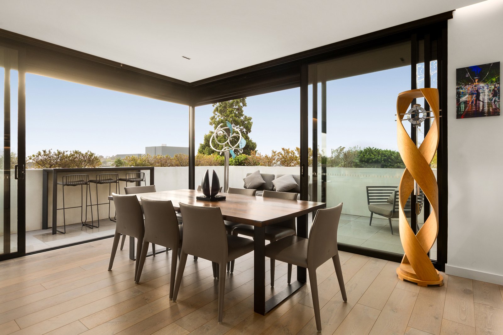 301/21 Riversdale Road, Hawthorn, 3122