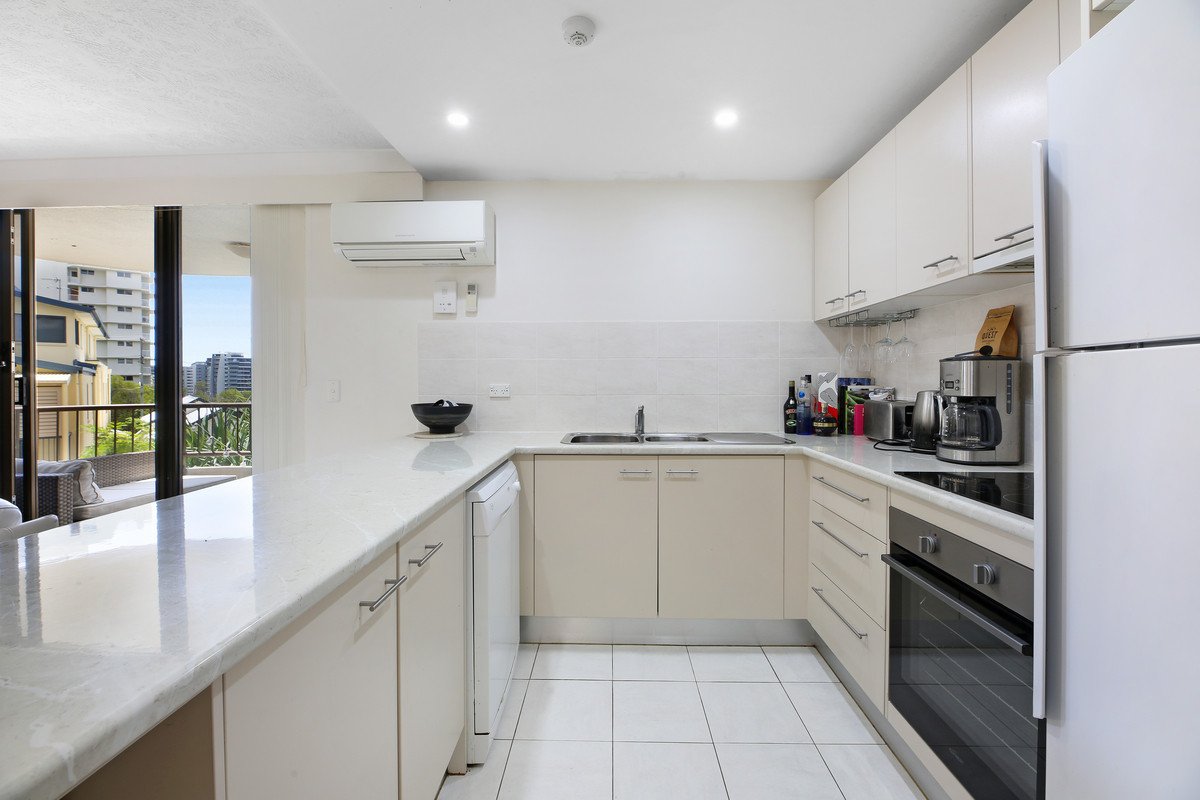 301/29 Hill Avenue Burleigh Heads 4