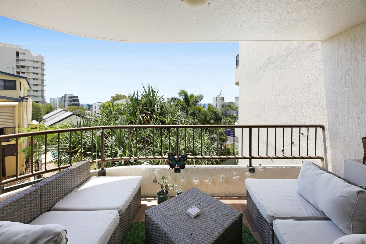 301/29 Hill Avenue Burleigh Heads 8