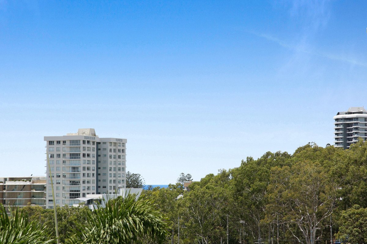 301/29 Hill Avenue Burleigh Heads 10