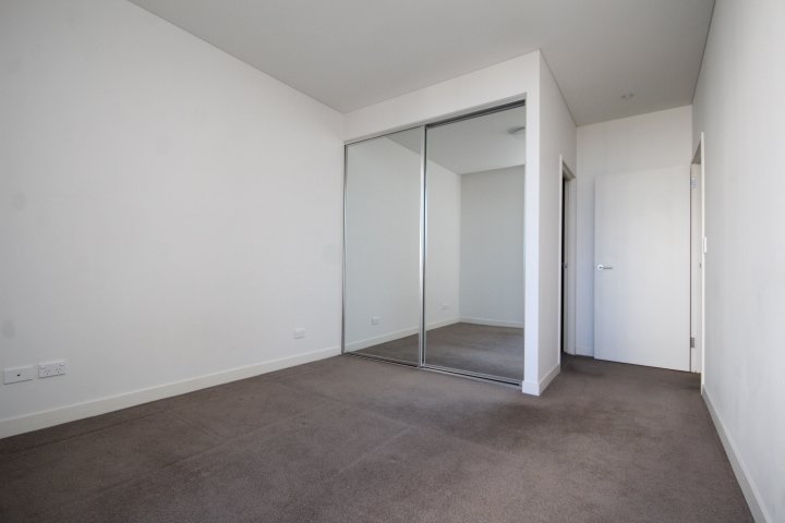 301/3 Sunbeam Street CAMPSIE 4