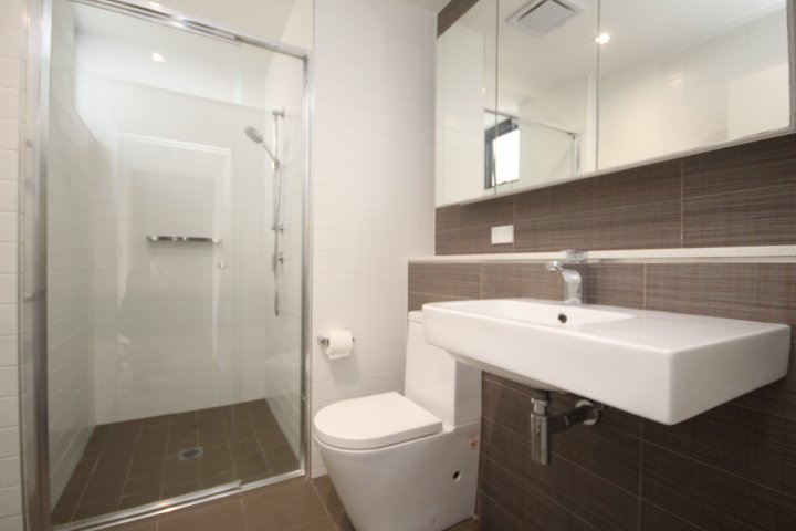 301/3 Sunbeam Street CAMPSIE 7