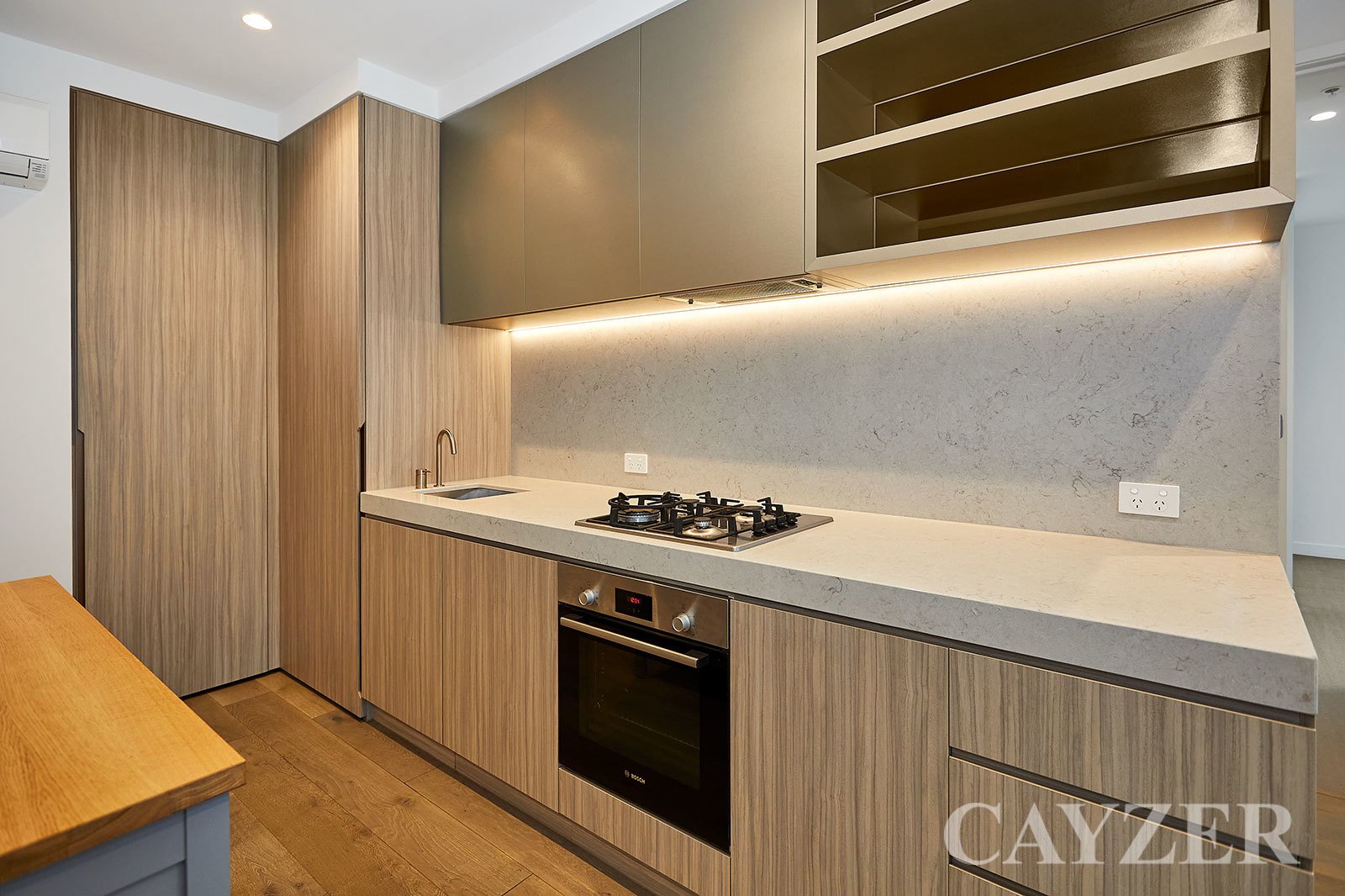 Gallery: 301/320 Plummer Street