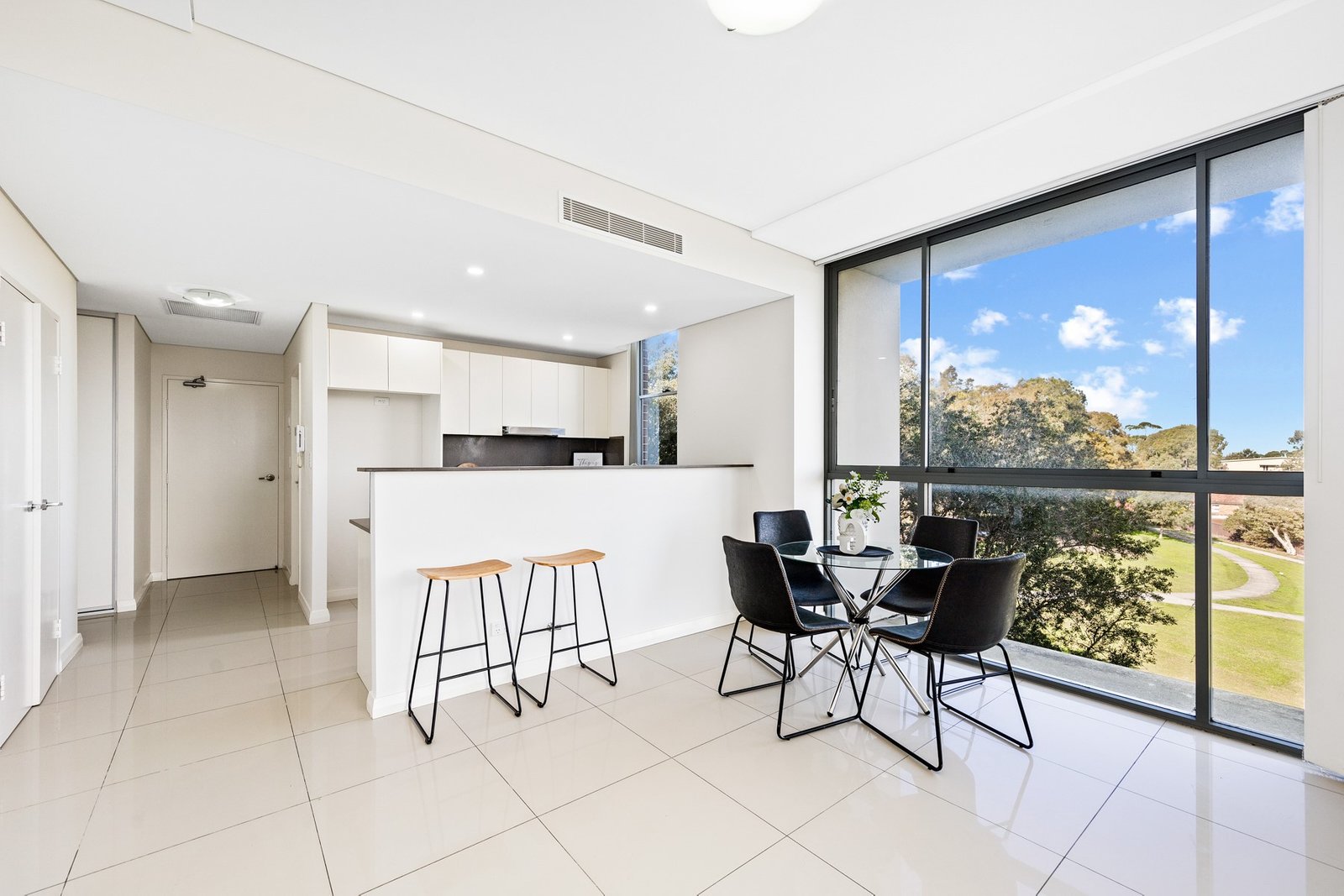 301/39 Rhodes Street HILLSDALE 11
