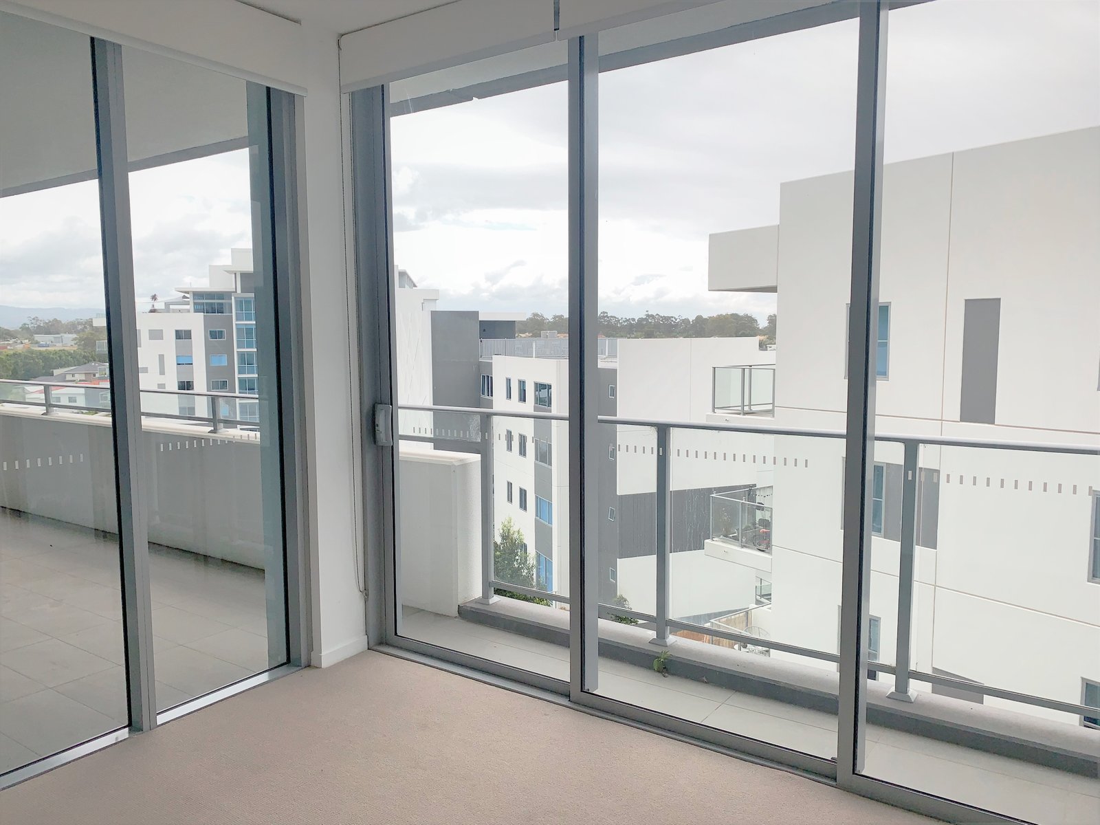 301/43 Harbour Town Drive BIGGERA WATERS 3