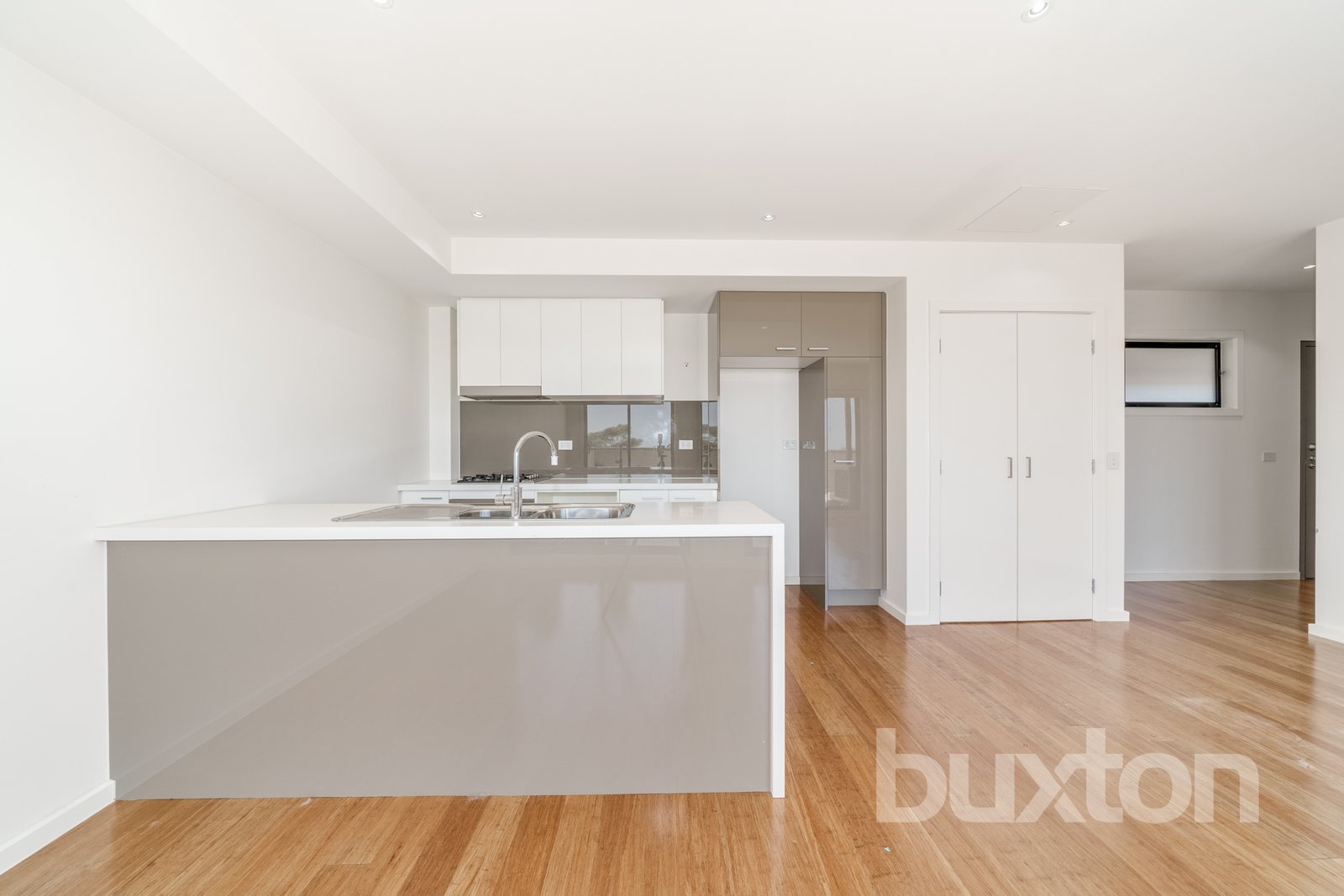 Gallery: 301/436-442 Huntingdale Road