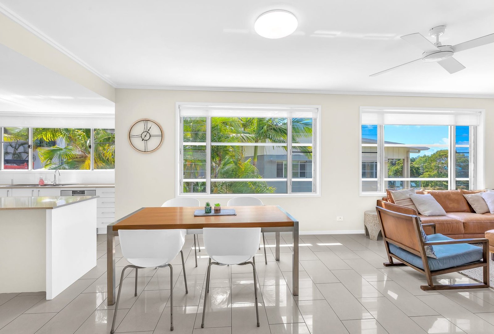 30/15 Flame Tree Court AIRLIE BEACH 5