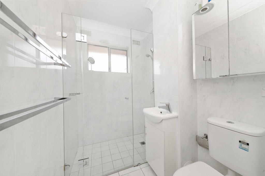 30/15 Grace Campbell Crescent HILLSDALE 6
