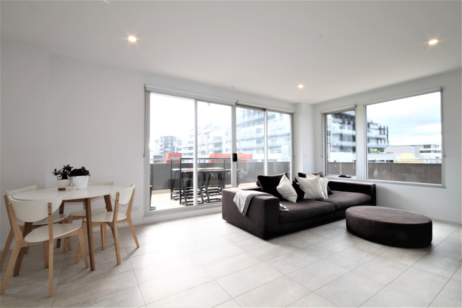 Gallery: 301/52 Dow Street