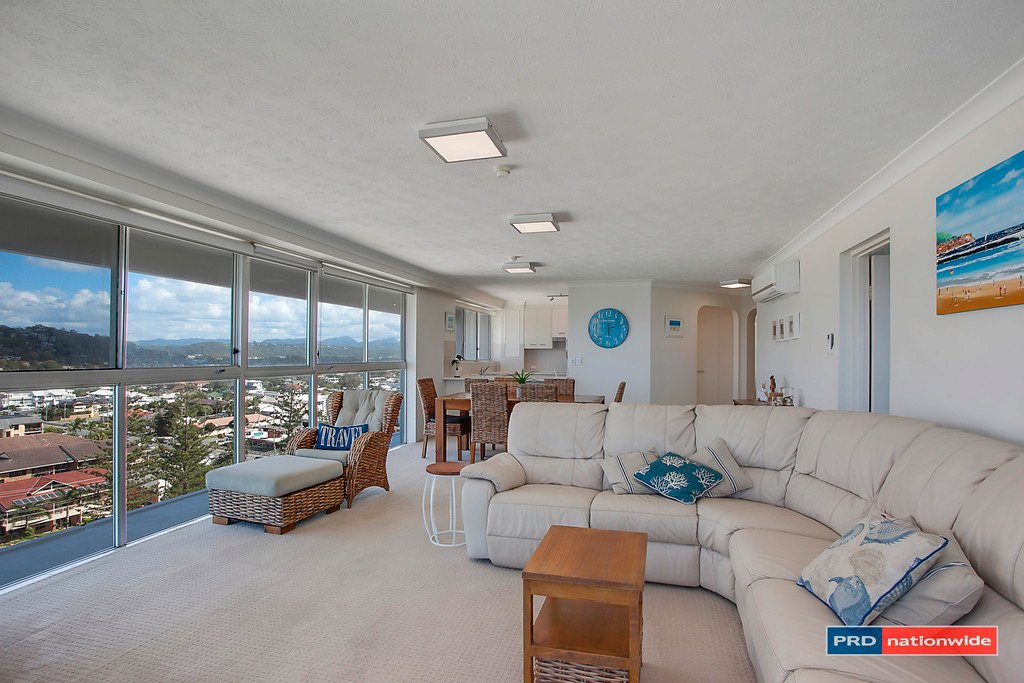 30/170-180 The Esplanade BURLEIGH HEADS 2