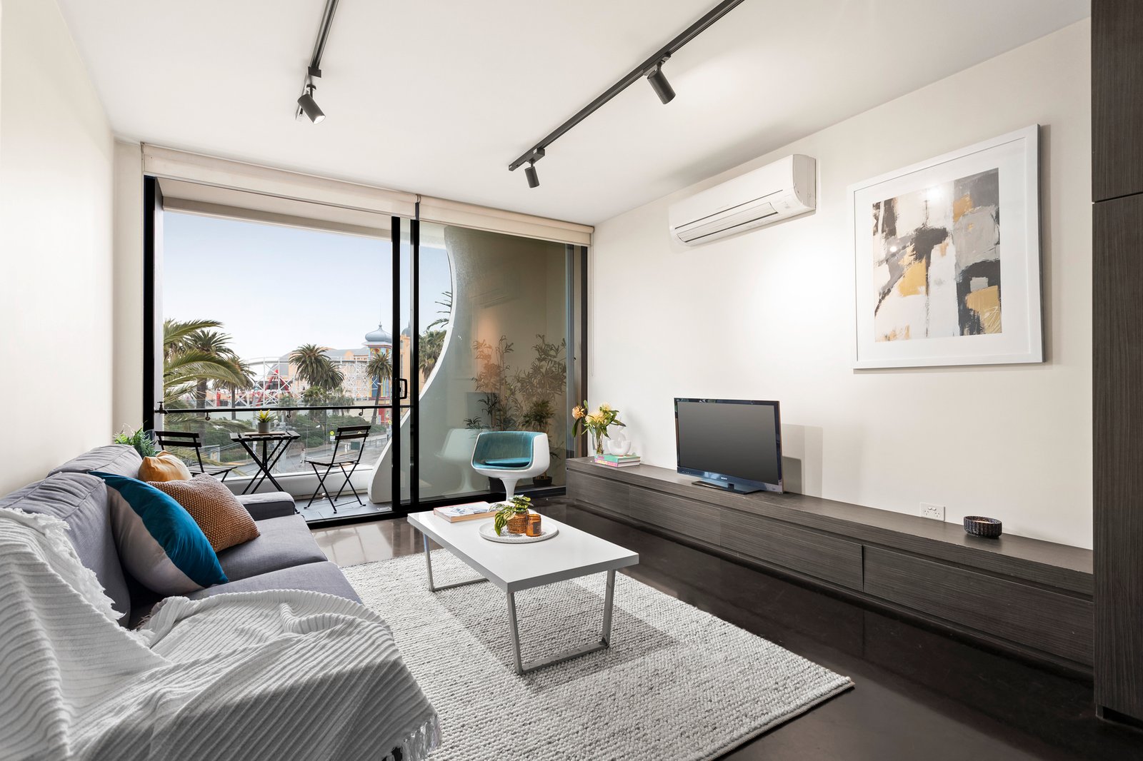 Real Estate and Property in 301/72 Acland Street, St Kilda, VIC