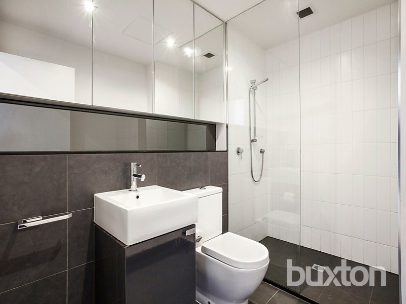Gallery: 301/75 Graham Road