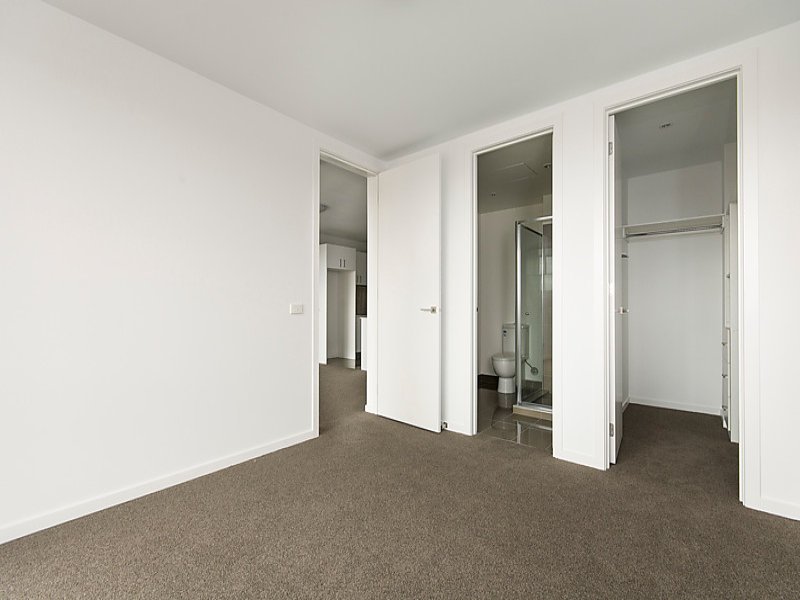 Gallery: 301/8-10 McLarty Place