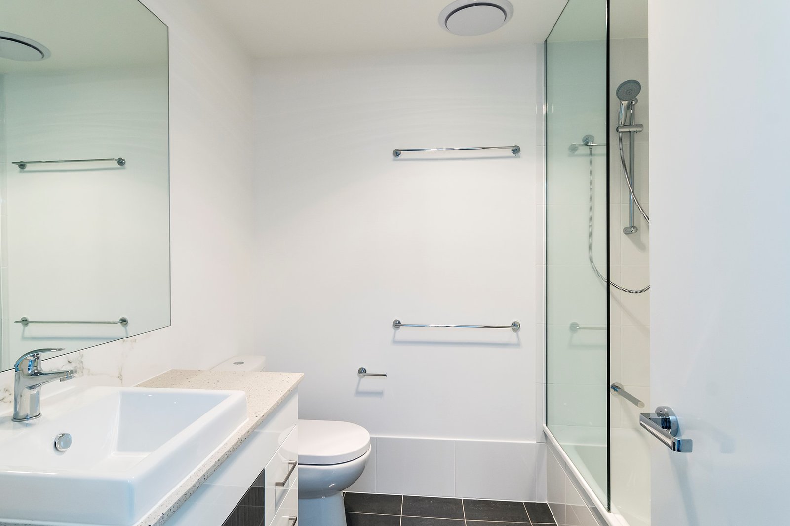 30/18 Bendena Terrace CARINA HEIGHTS 7