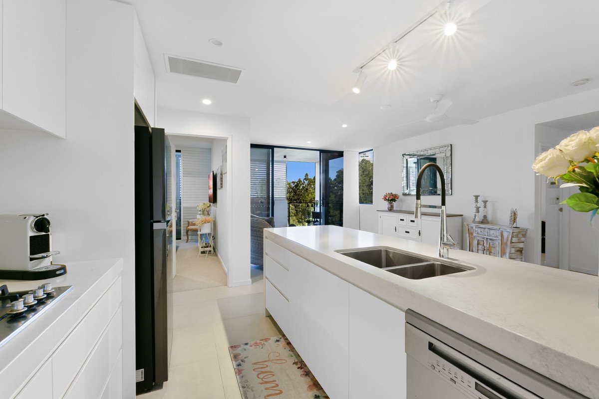 3018/21 Ross Street Benowa 13