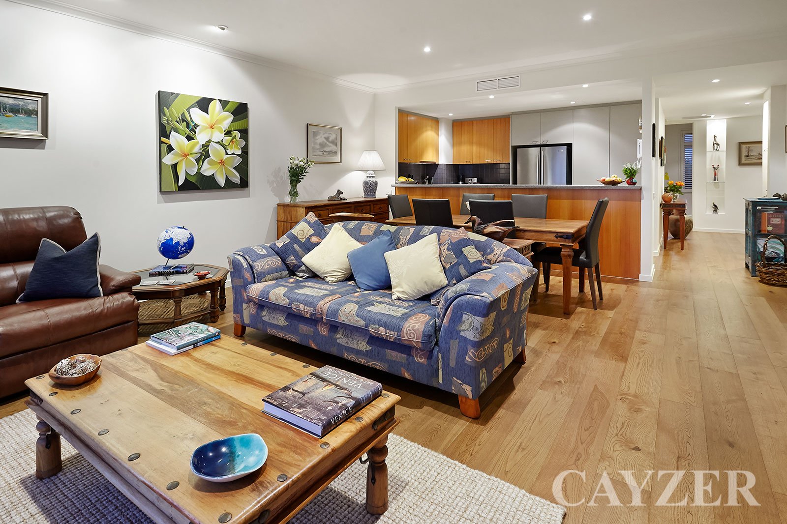 Gallery: 301/89 Beach Street