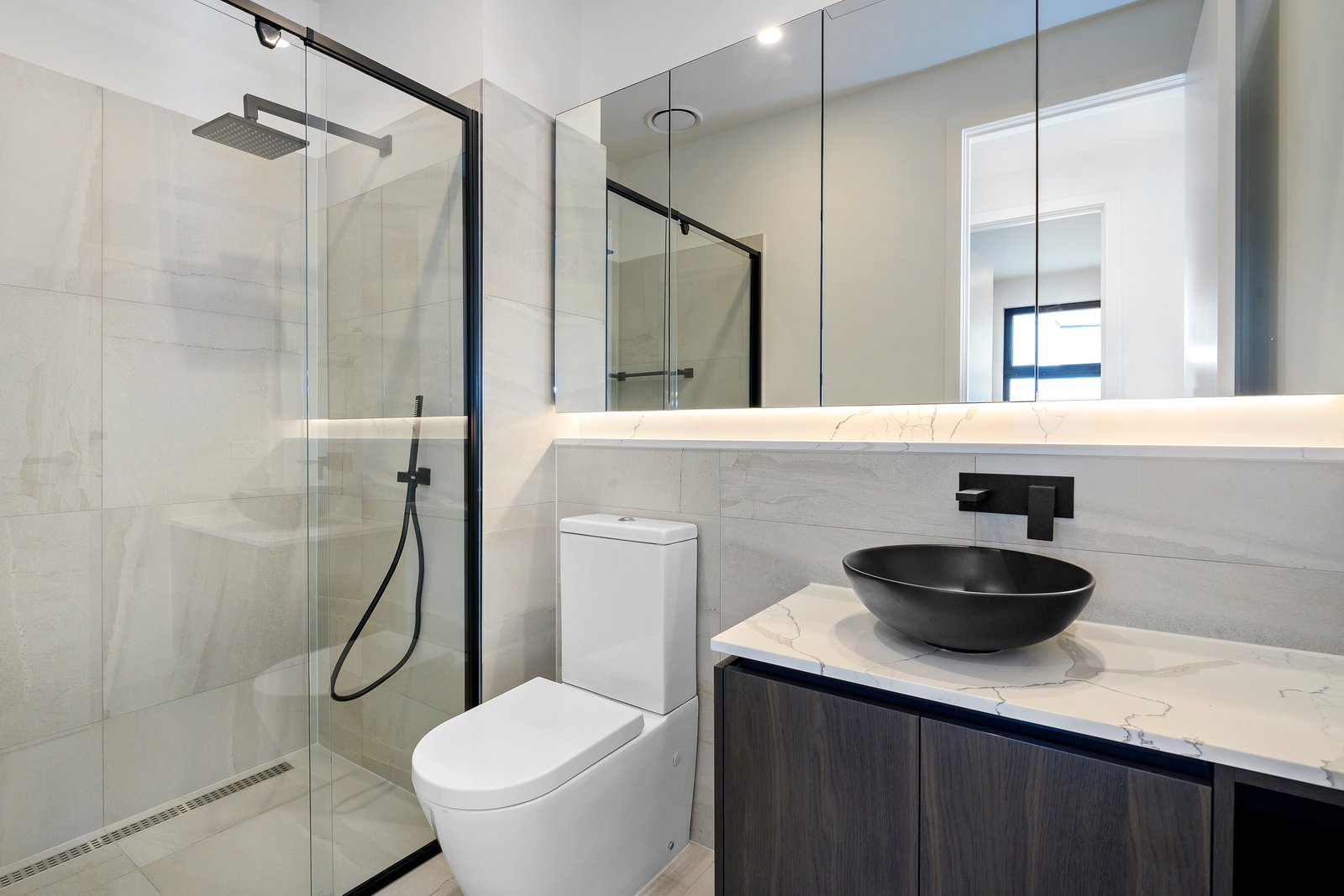 Gallery: 301/93 Warrigal Road