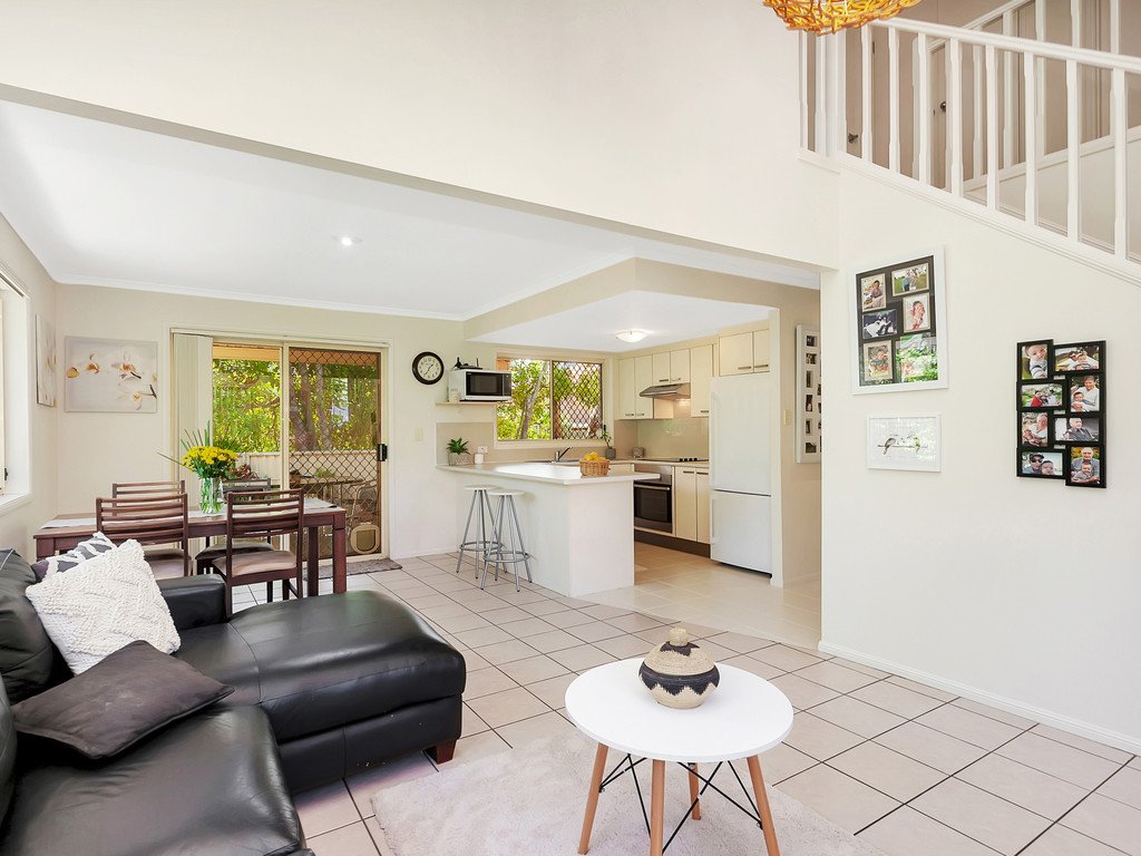 30/1A Alison Rd CARRARA 1