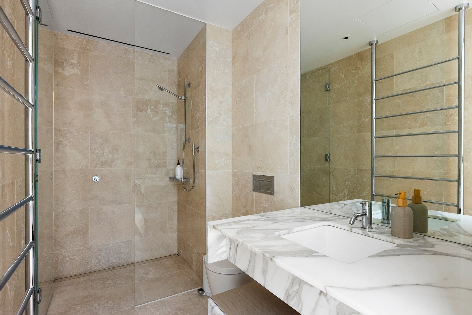 301G/14-16 The Esplanade, St Kilda, 3182