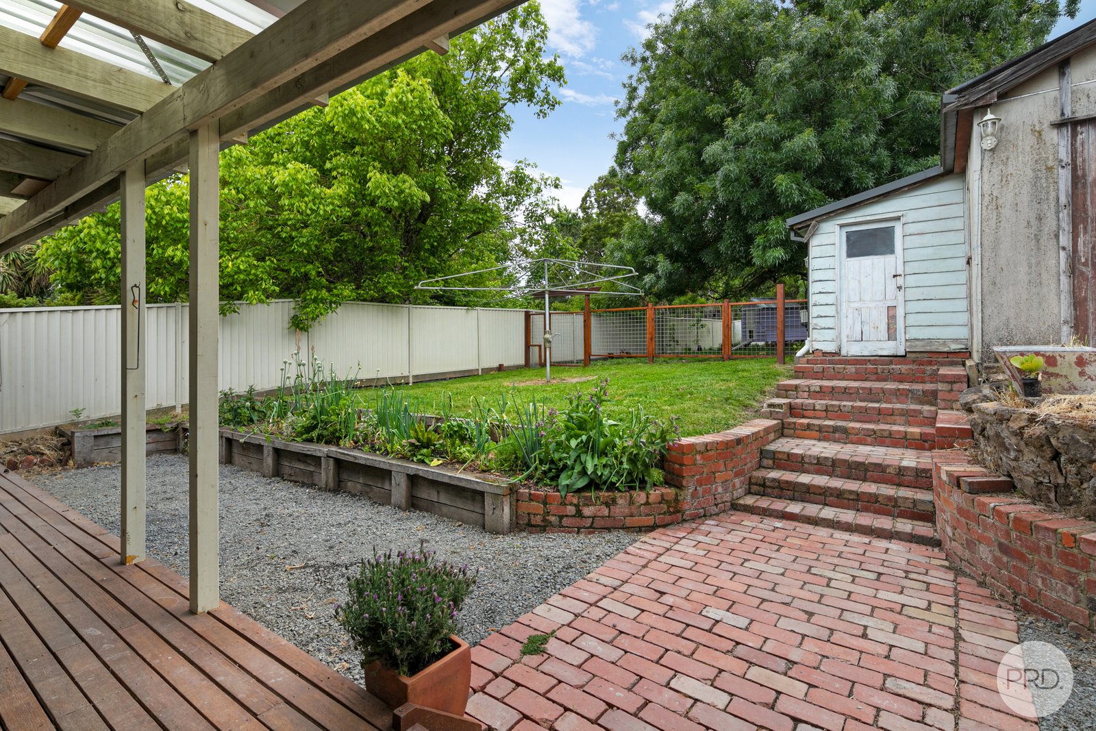 302 Elsworth Street West  MOUNT PLEASANT 12