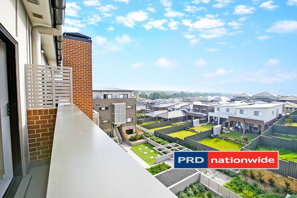 30/2 Glenmore Ridge Drive GLENMORE PARK 16