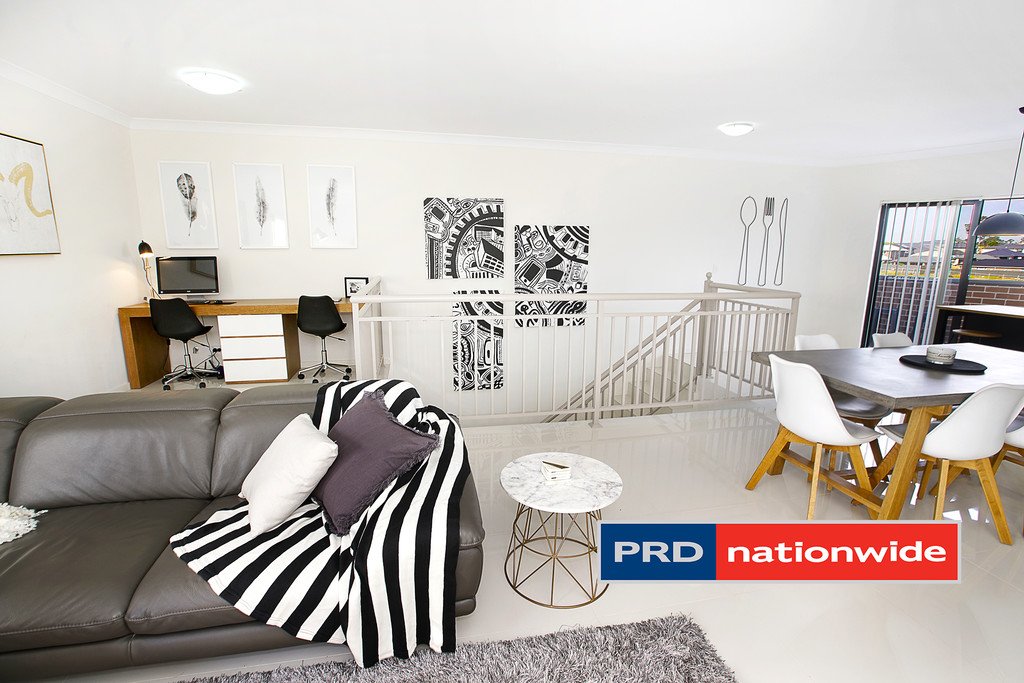 30/2 Glenmore Ridge Drive GLENMORE PARK 17