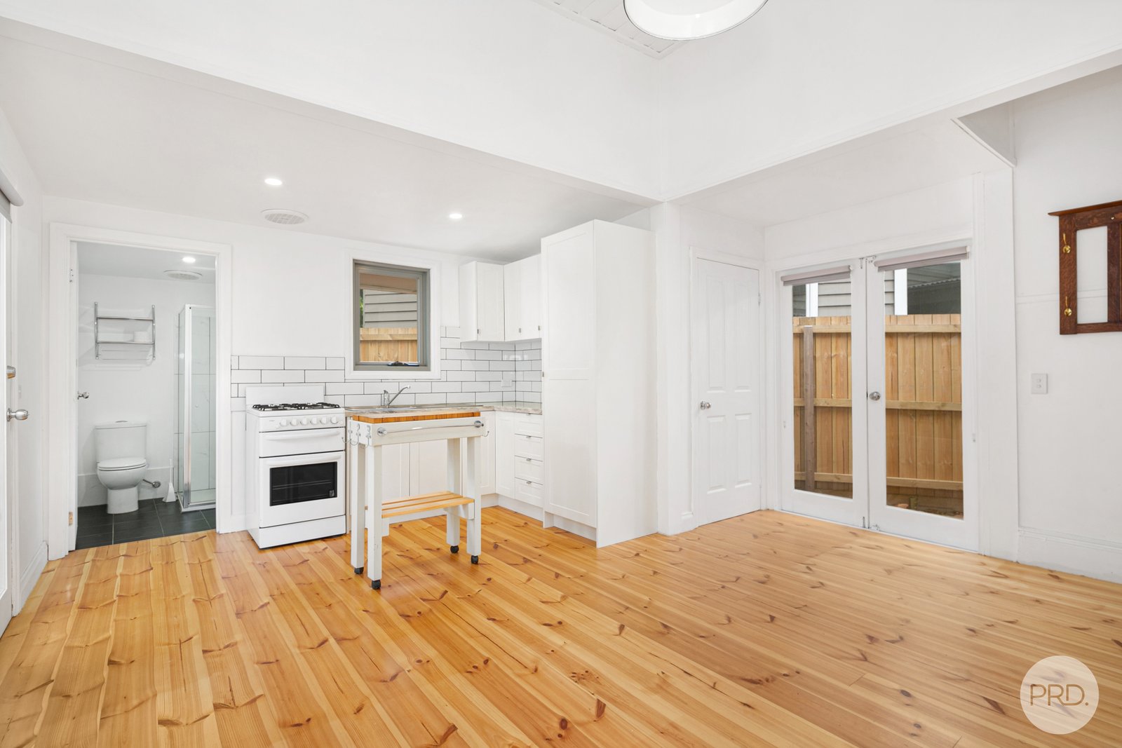 302 Humffray Street South GOLDEN POINT 4