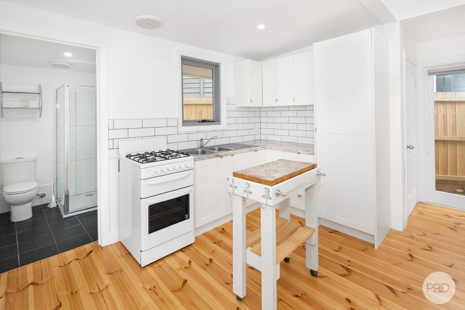 302 Humffray Street South GOLDEN POINT 5