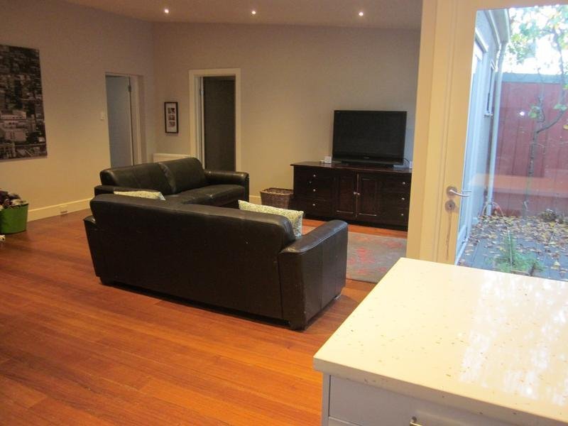 Gallery: 302 Williamstown Road