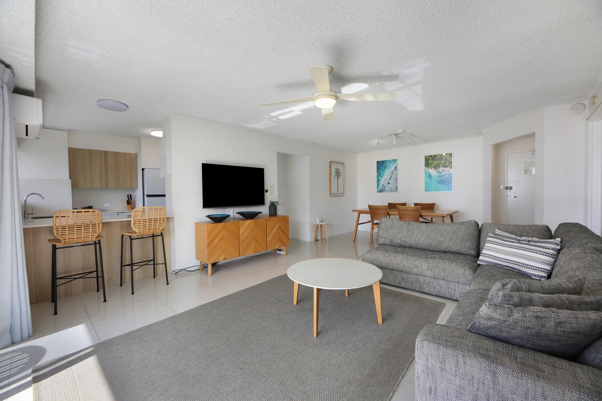 30/202 The Esplanade Burleigh Heads 8