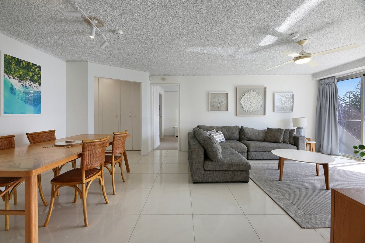 30/202 The Esplanade Burleigh Heads 9