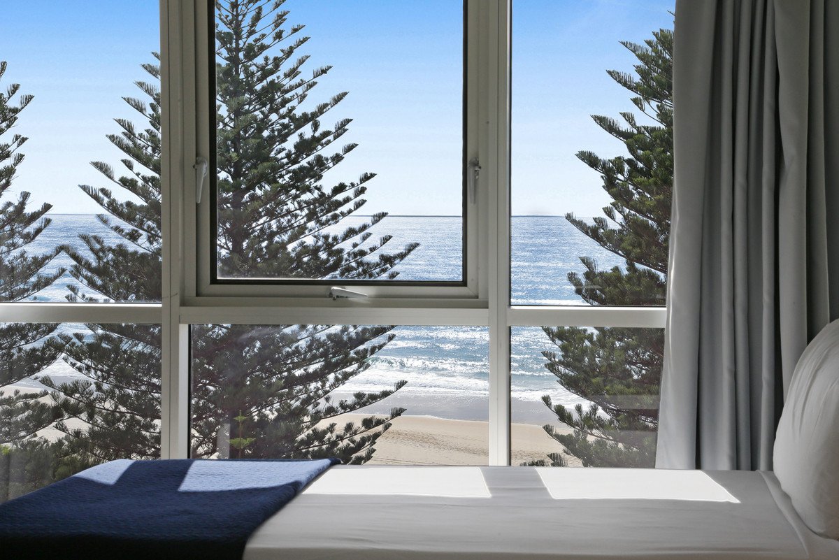 30/202 The Esplanade Burleigh Heads 16