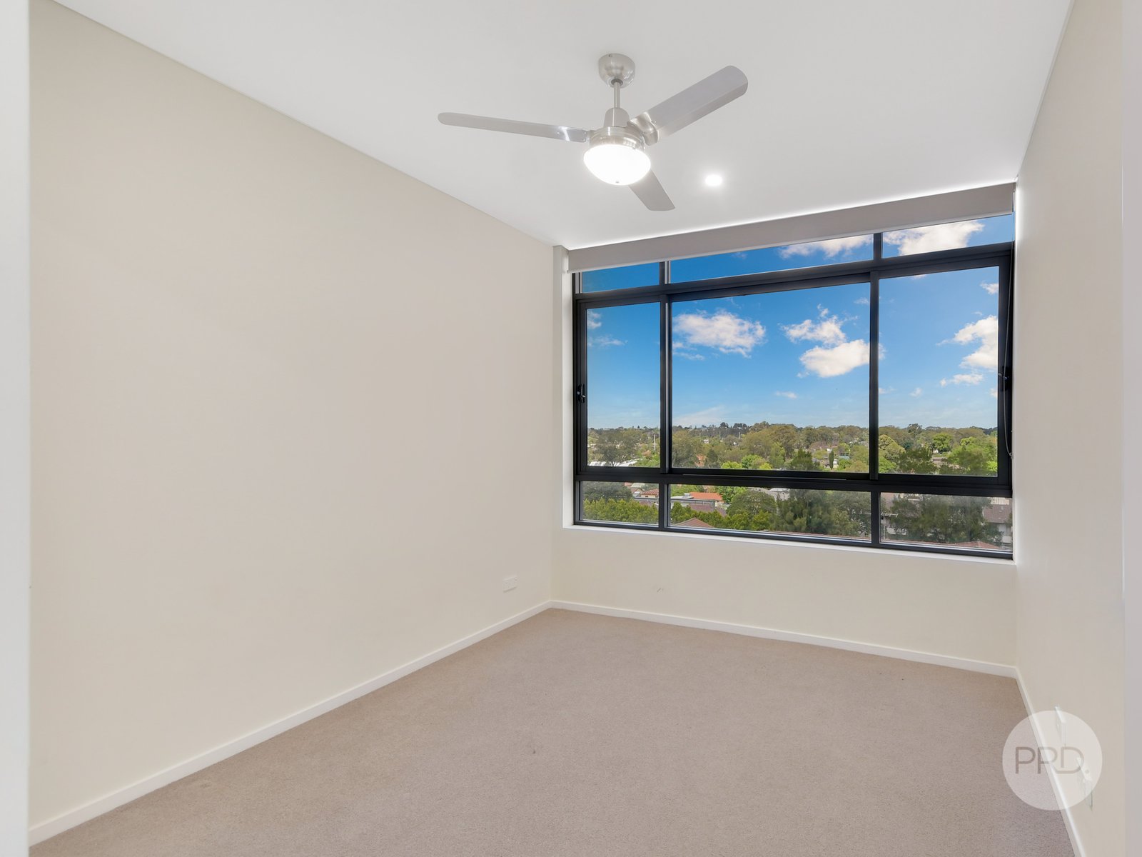 30/206-212 Great Western Highway KINGSWOOD 9