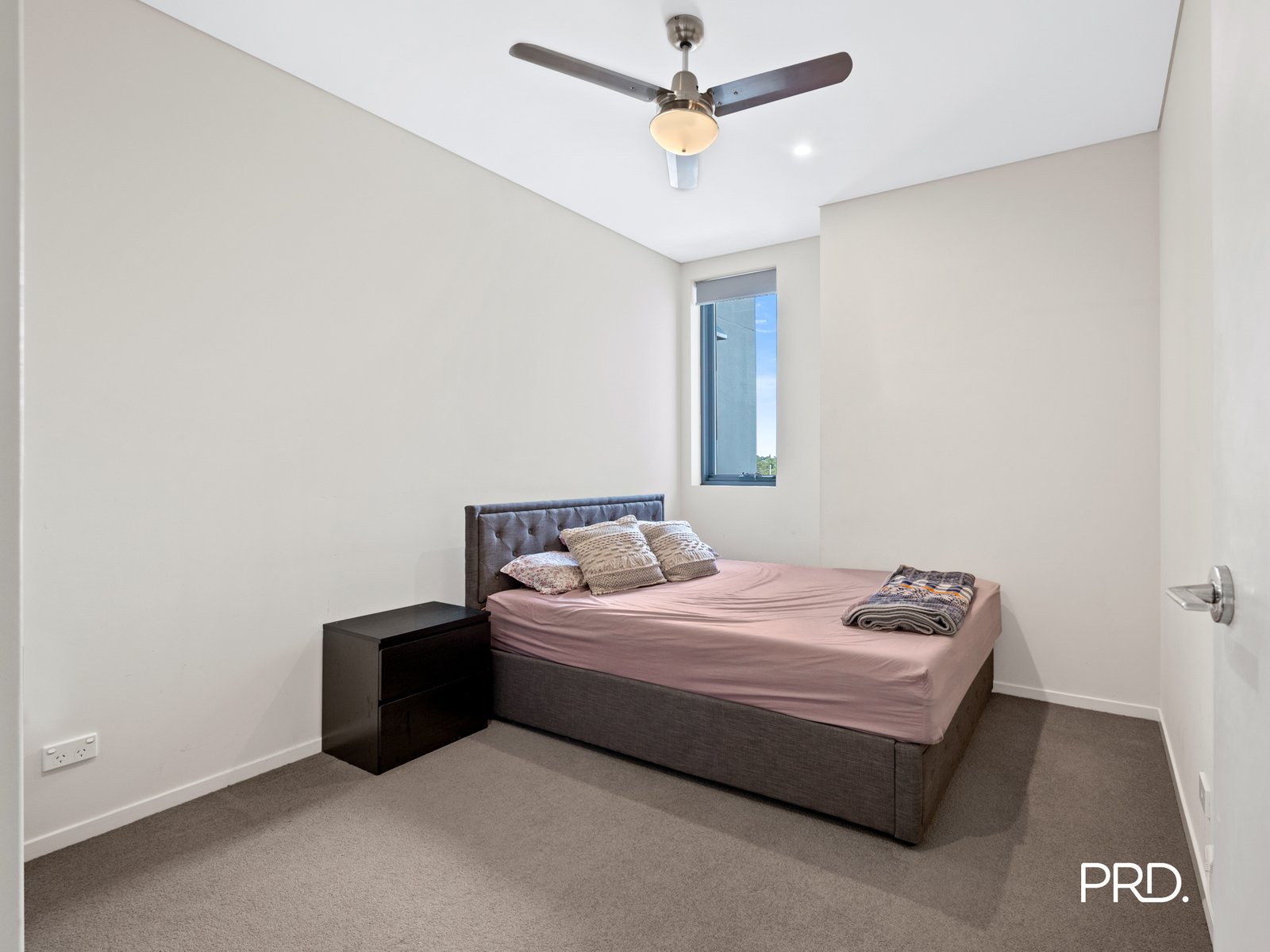 30/206-212 Great Western Highway KINGSWOOD 9