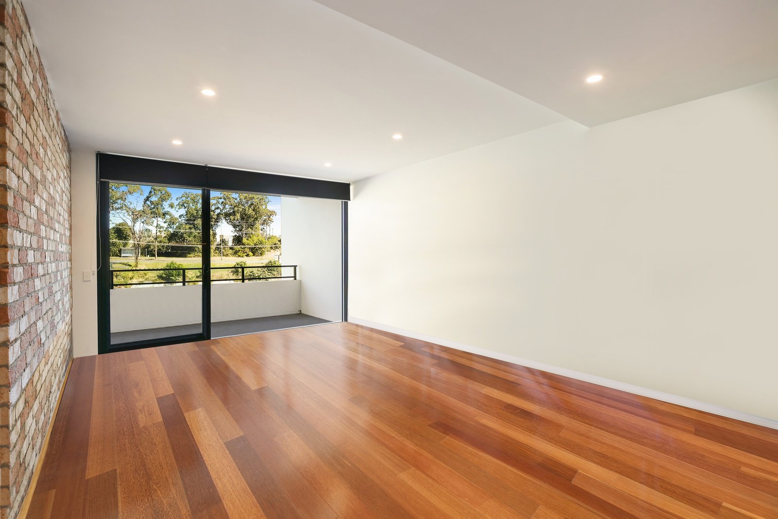 302/1 Hart Street ASHMORE 4