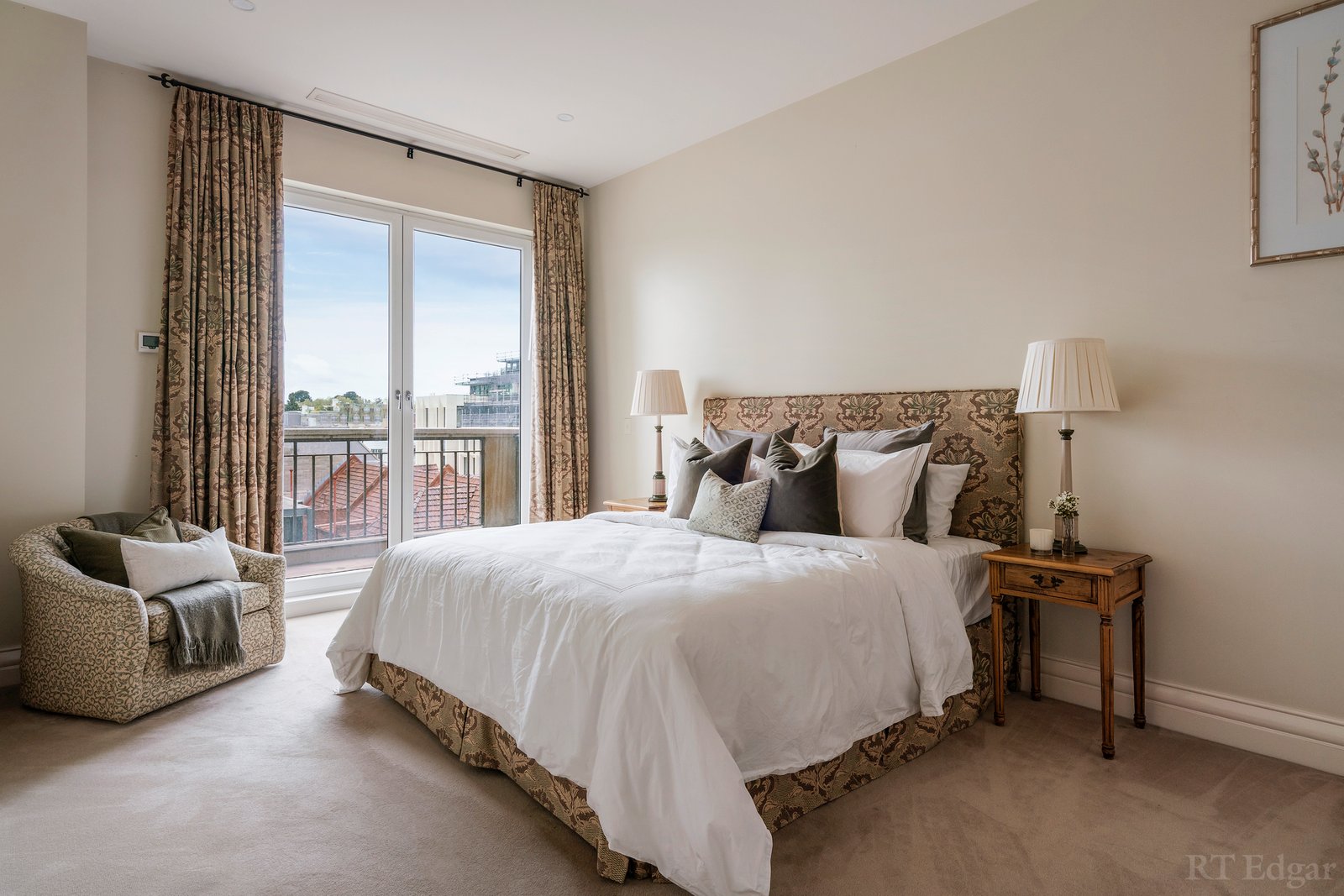 Real Estate and Property in 302/1 Wallace Avenue, Toorak, VIC