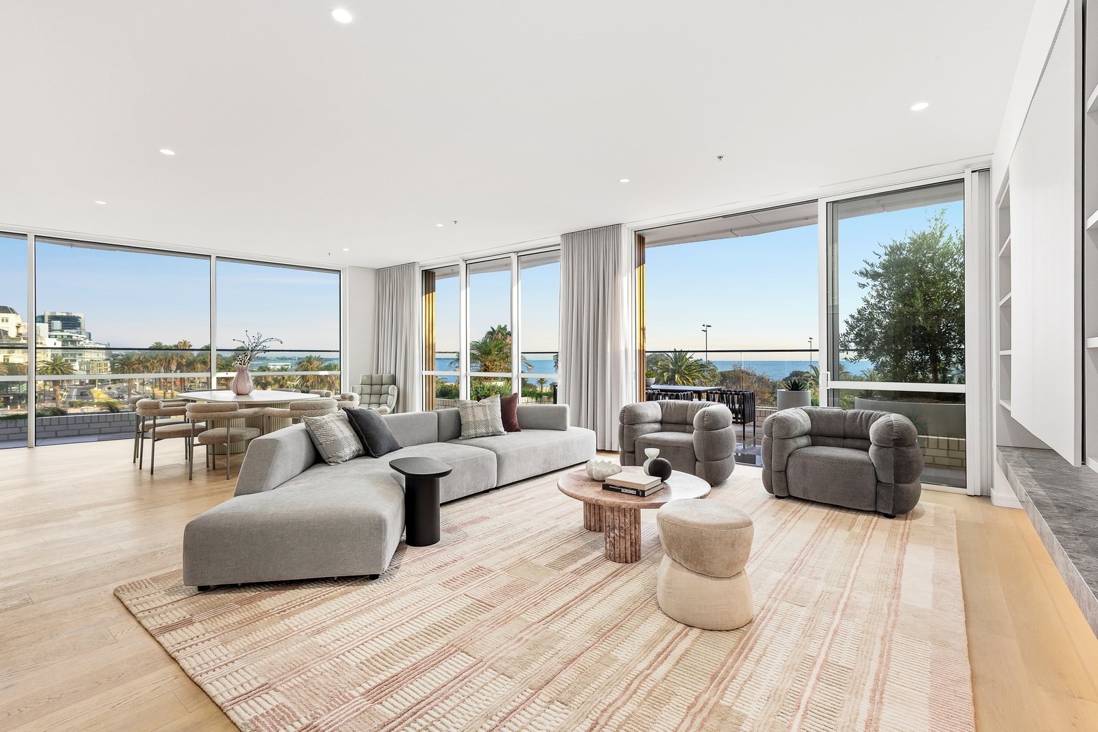 302/103 Beach Street, Port Melbourne, 3207