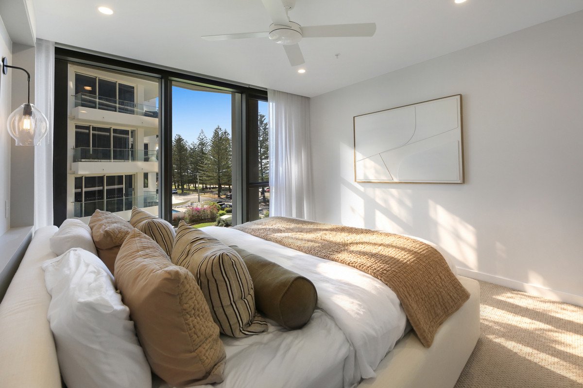 302/112 The Esplanade Burleigh Heads 22