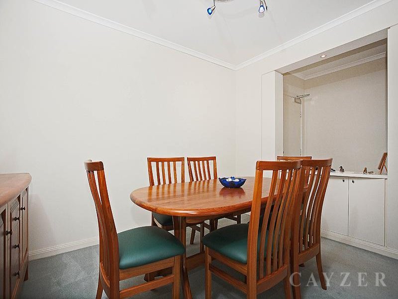 Gallery: 302/115 Beach Street