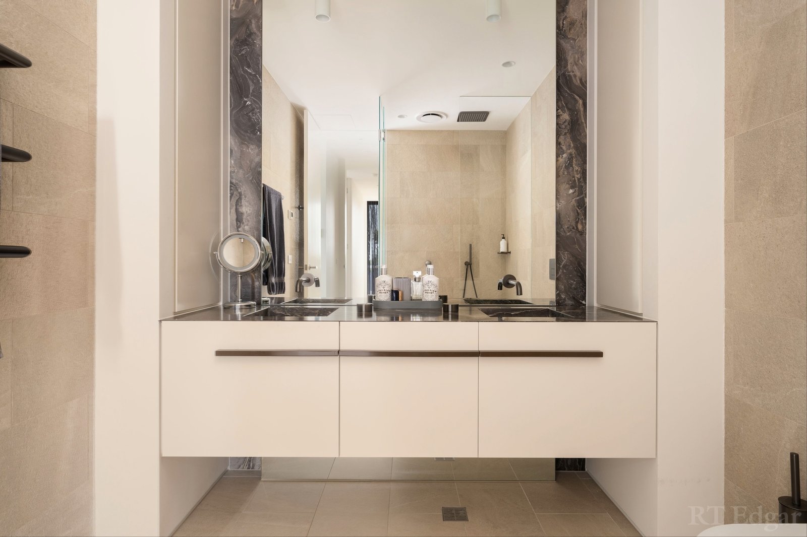 Real Estate and Property in 302/1203 Malvern Road, Malvern, VIC