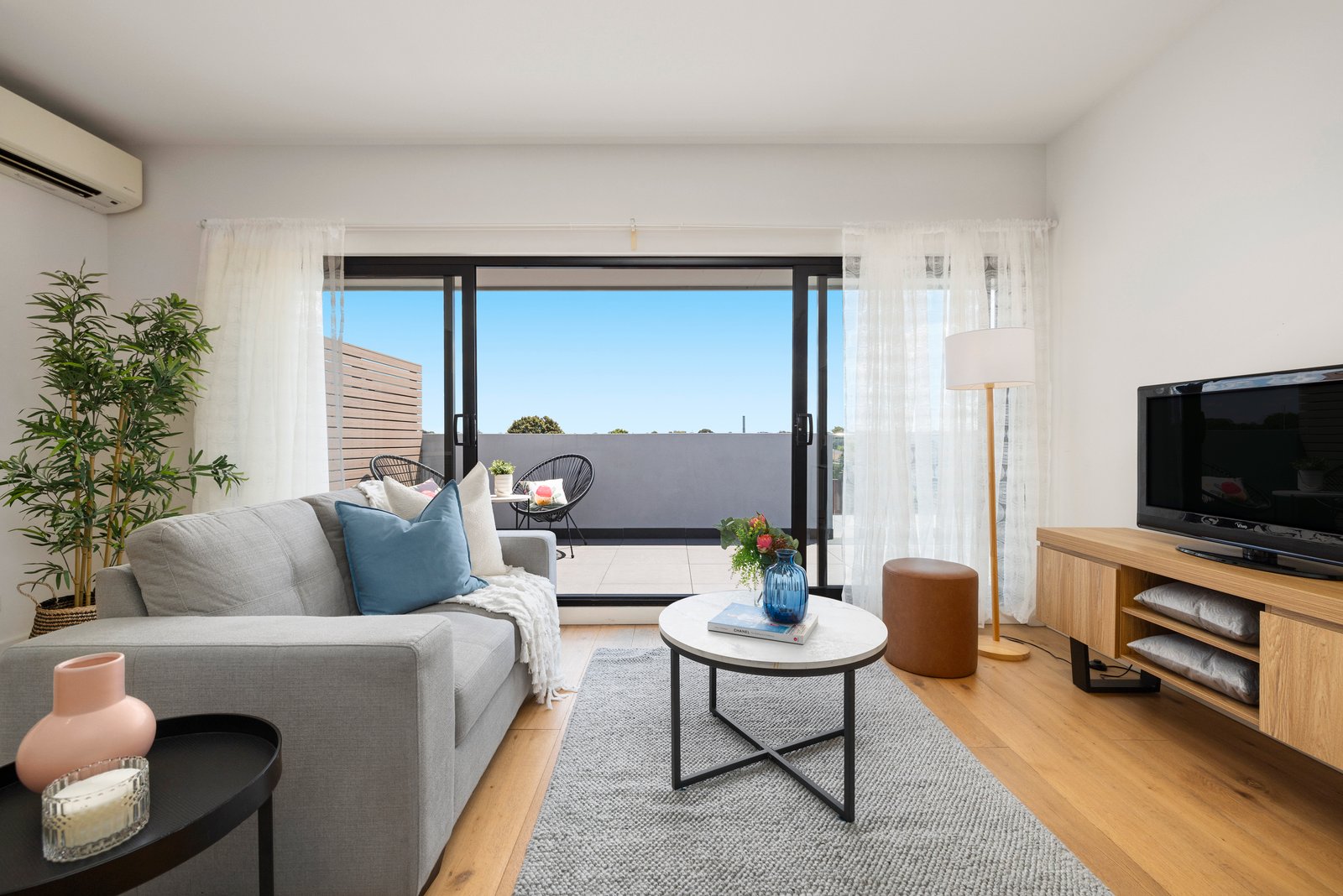 Gallery: 302/144 McKinnon Road
