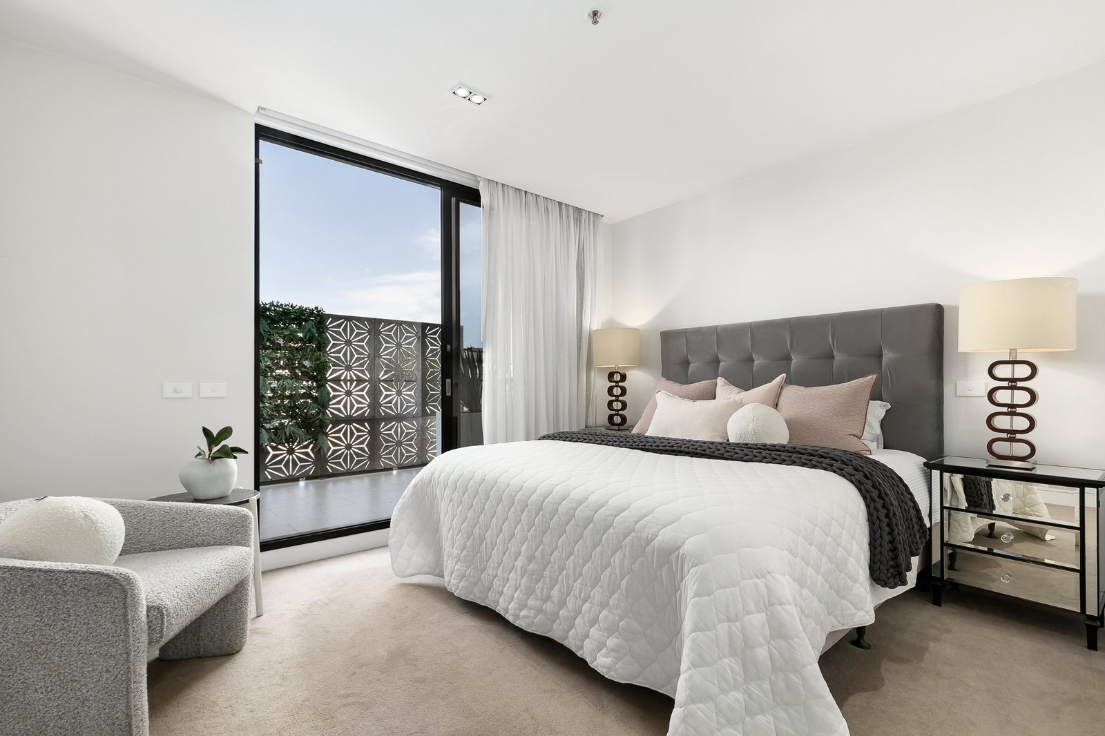 302/2 Cromwell Road, South Yarra, 3141