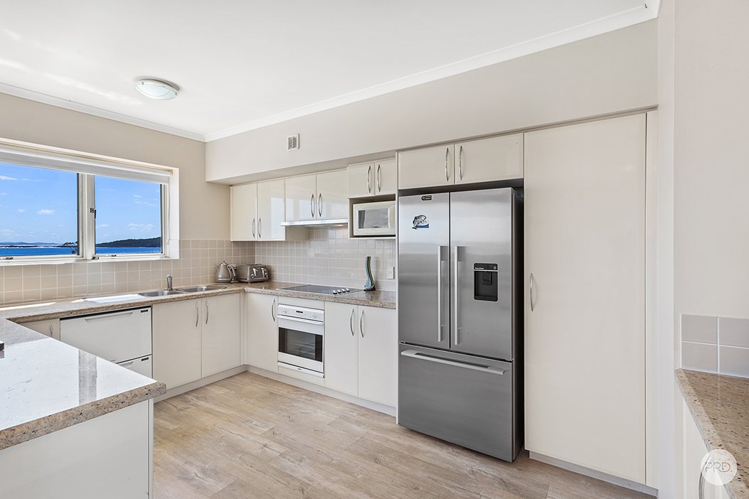 302/2 Messines Street SHOAL BAY 7