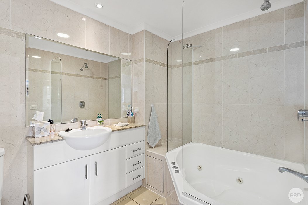 302/2 Messines Street SHOAL BAY 16