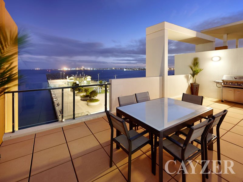 Gallery: 302/2 Pier Street