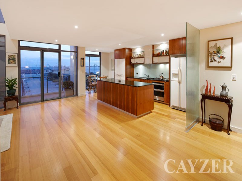 Gallery: 302/2 Pier Street