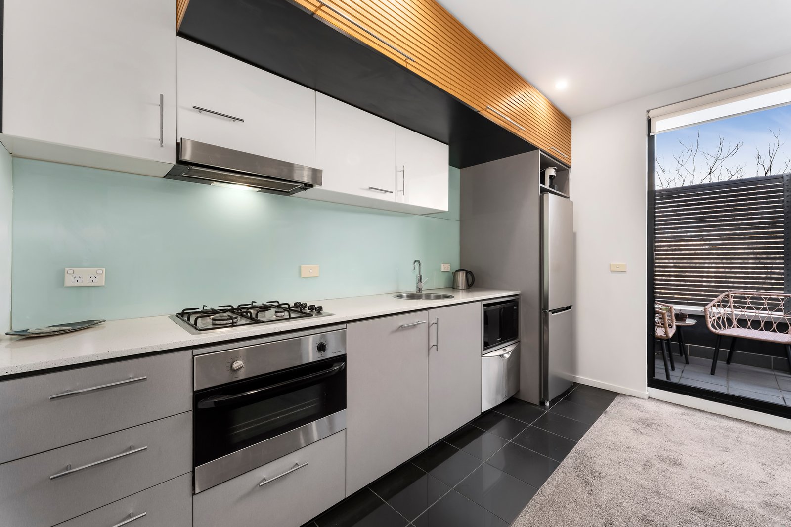 Gallery: 30/220 Barkly Street