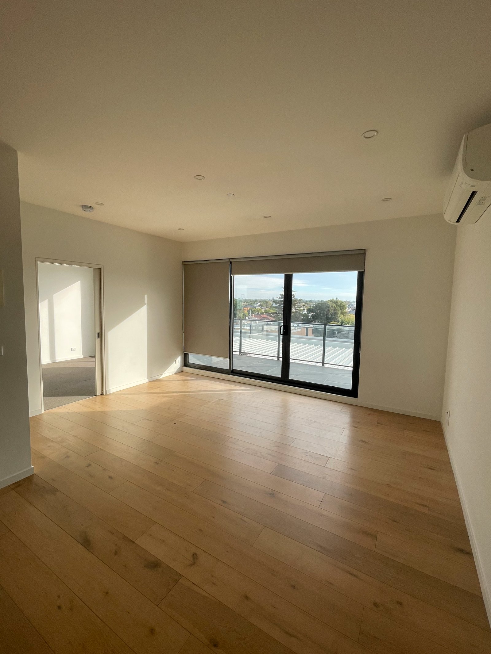 Gallery: 302/24 Becket Avenue
