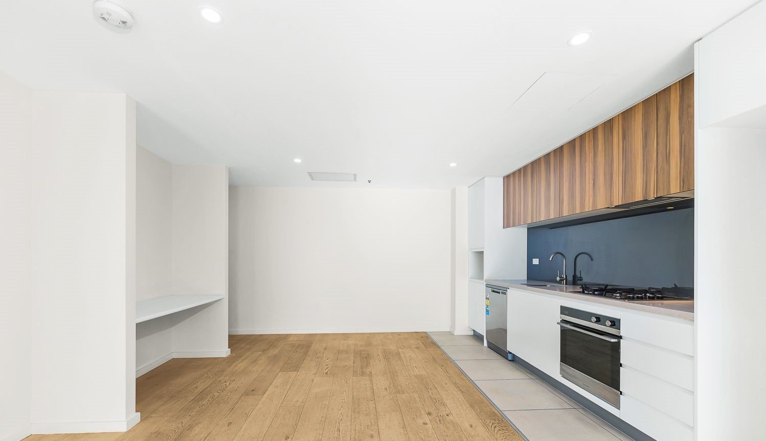 302/380 Forest Road HURSTVILLE 4