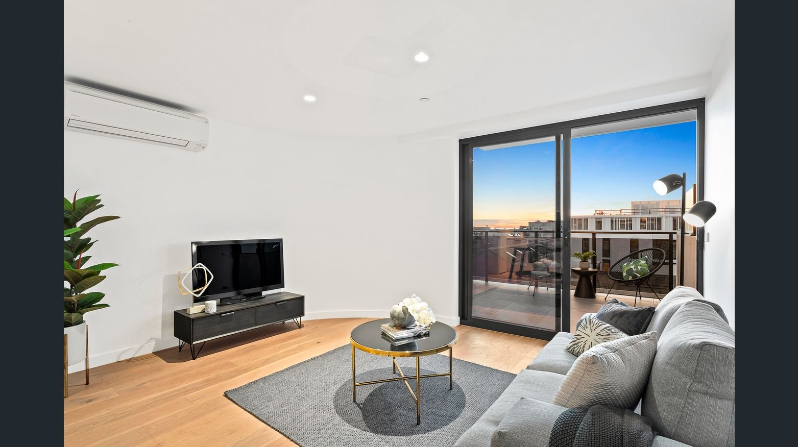 Gallery: 302/386 Hampton Street